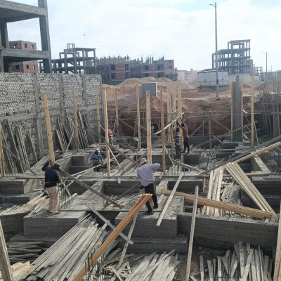 البدء في أعمدة البدروم قطعة 47