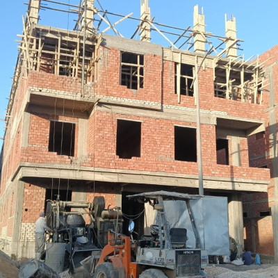 أعمال البناء في قطعه 461