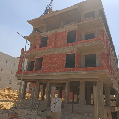 اعمال البناء في قطعه 763
