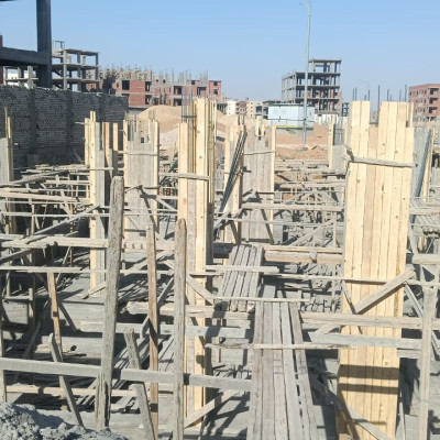 أعمدة البدروم قطعة 47 شمال المدينة